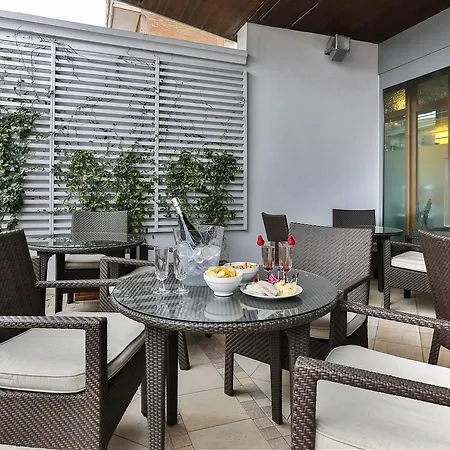 Ξενοδοχείο Sunset 4*