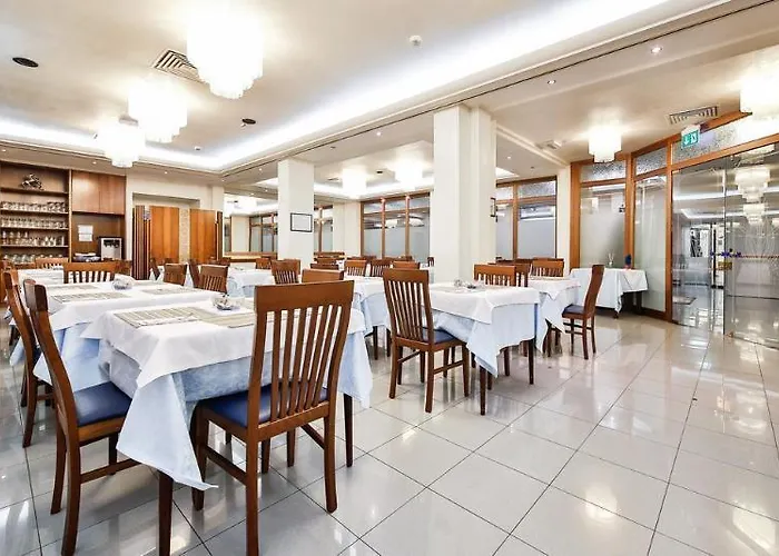 Sunset Hotel 4*