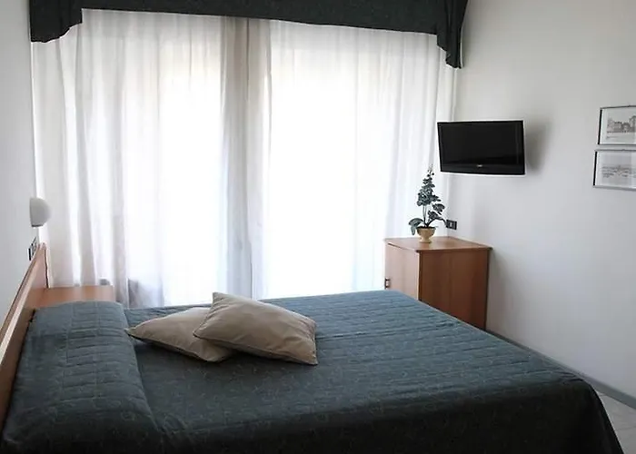 Hotel Sunset 4*